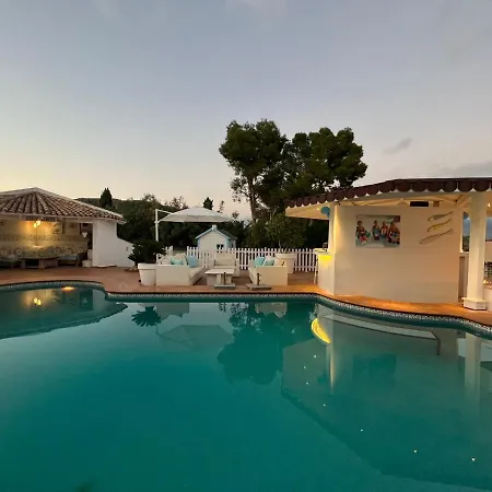 Willa Belmonte Family