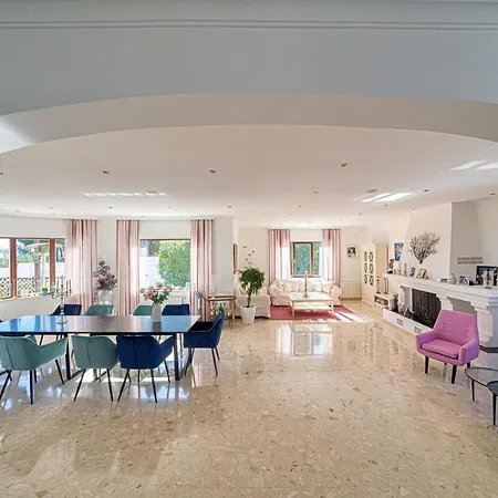 Belmonte Family Villa L'Alfas del Pi