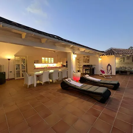 Villa Belmonte Family *