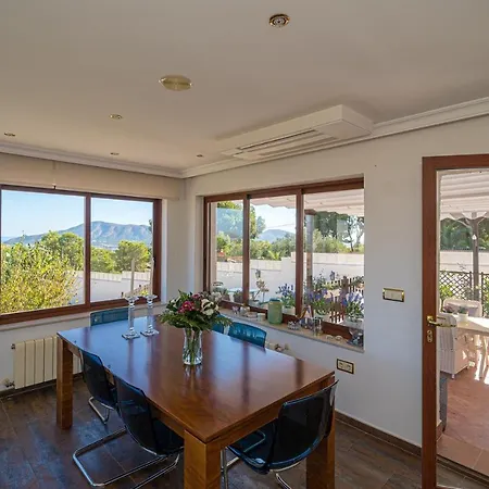 Belmonte Family Villa L'Alfas del Pi