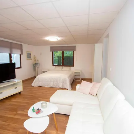 Belmonte Family L'Alfas del Pi